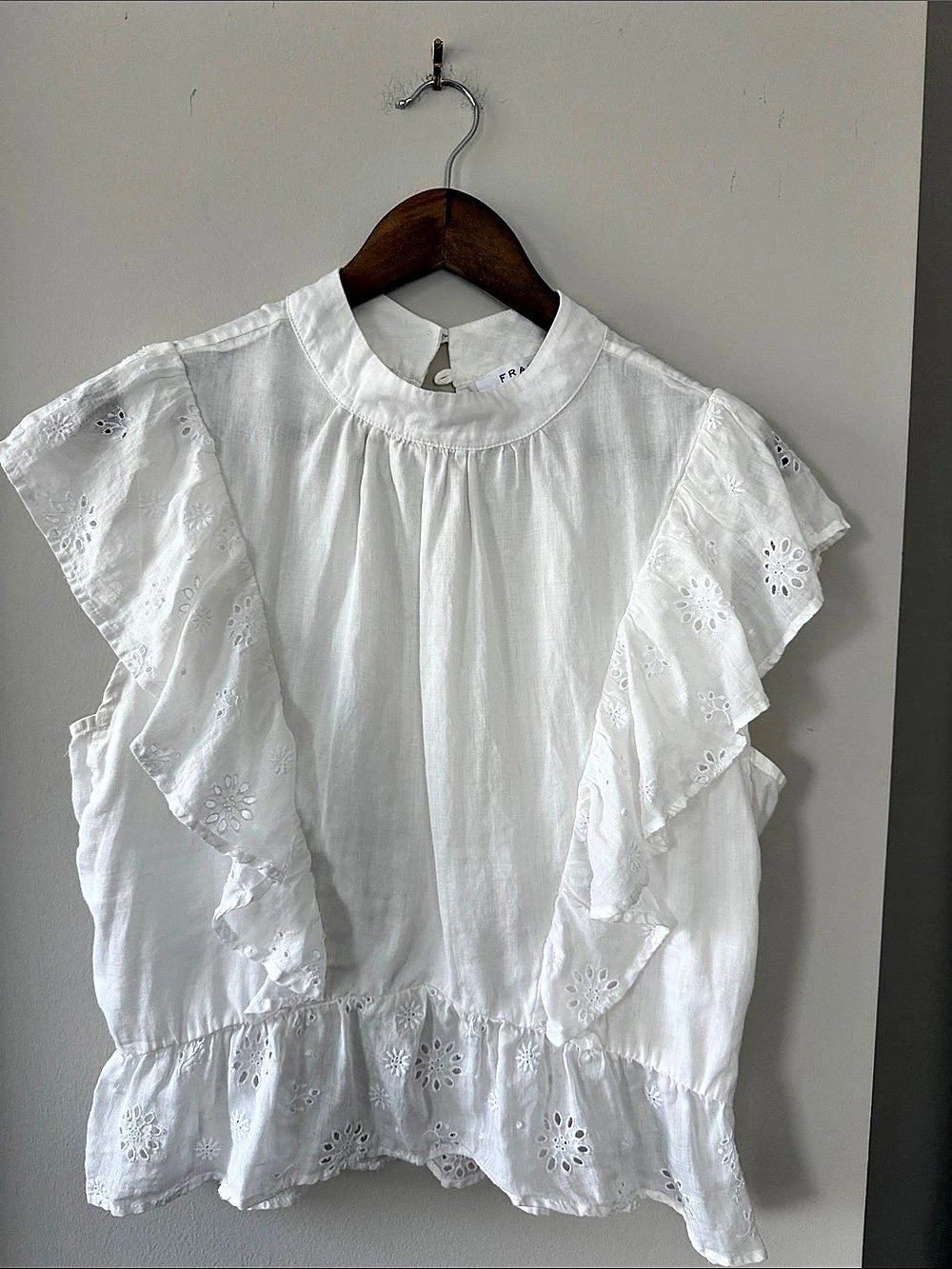 FRAME White Eyelet Ruffle Blouse Like New